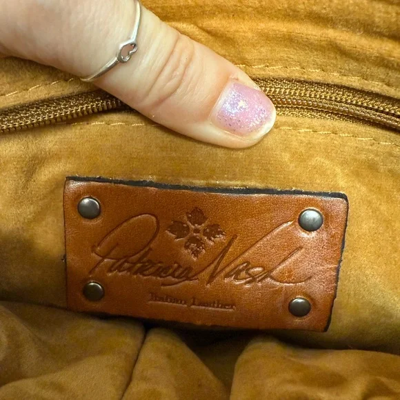 Patricia Nash Elegant Red italian leather and Sherpa Crossbody Bag - Picture 6 of 12